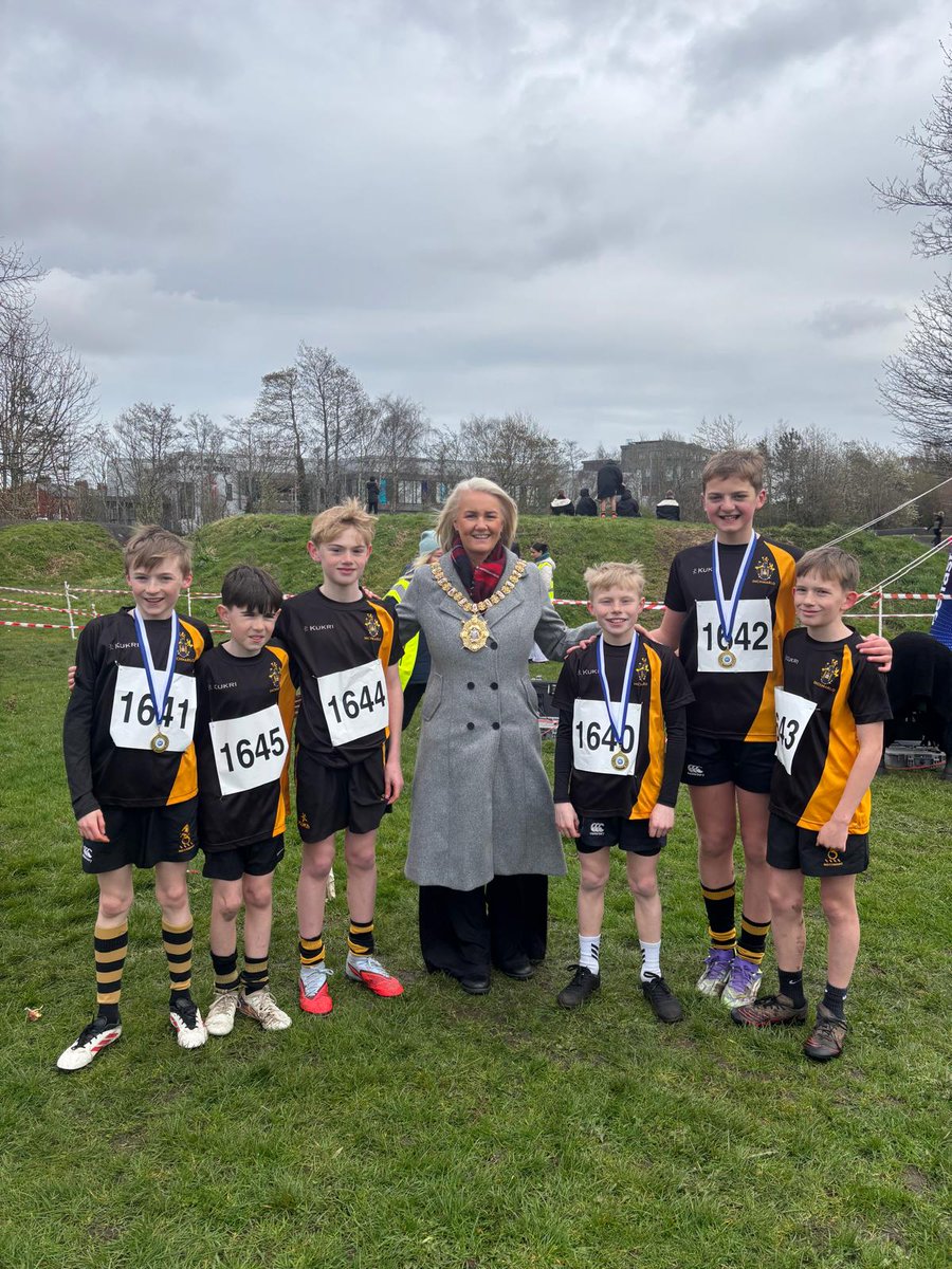 Inchmarlo Prep tweet media