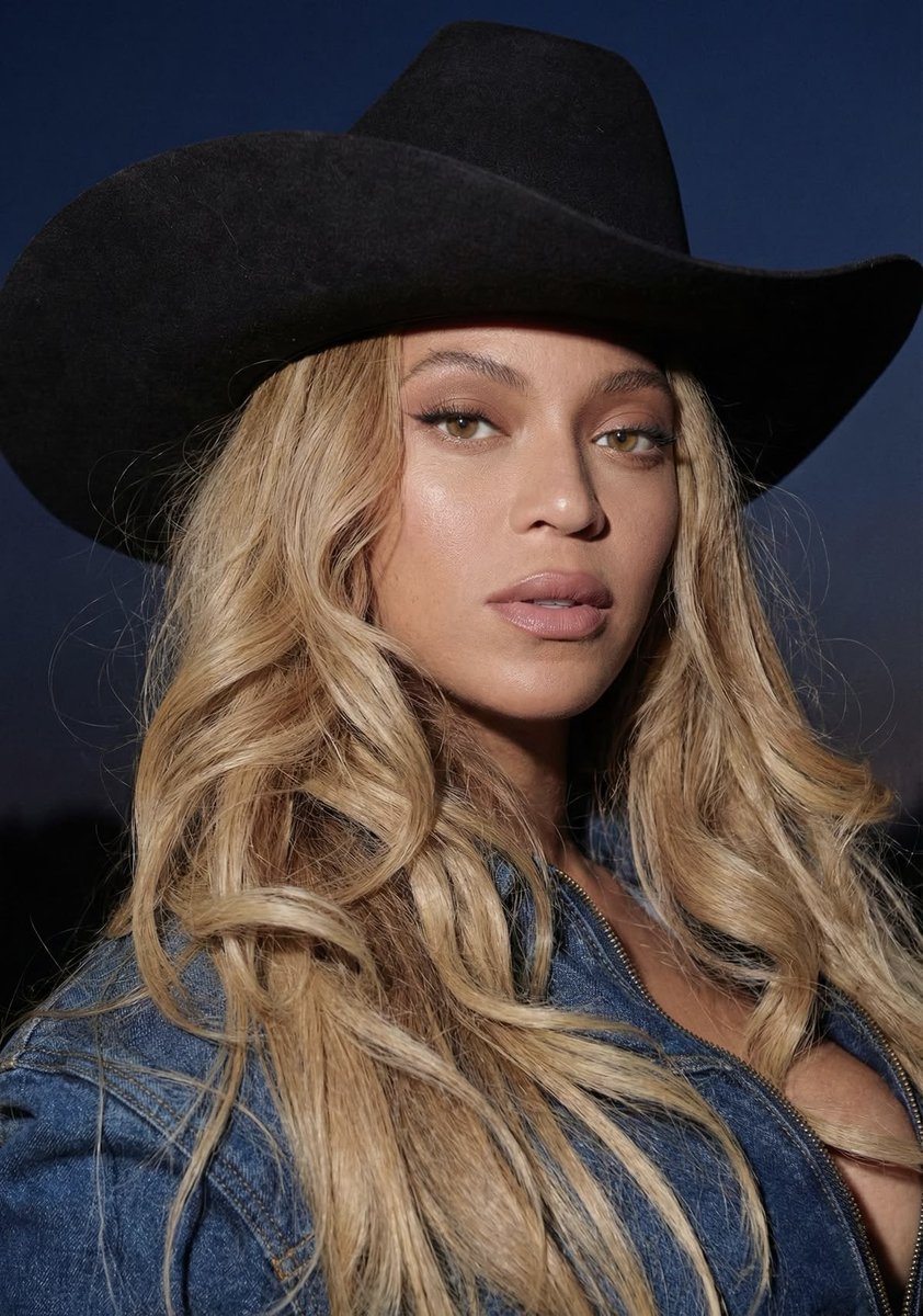 Crave Britney tweet media