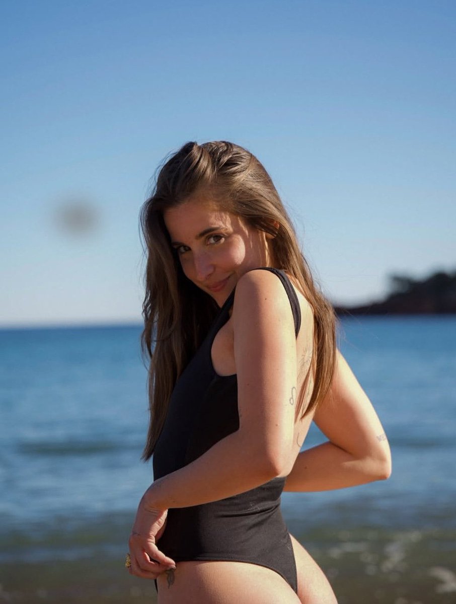 ILoveCelebs69 tweet media