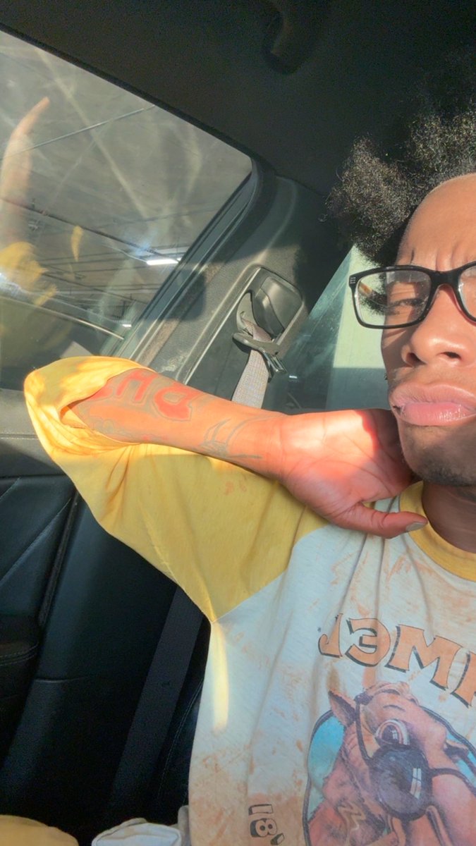 6thouxanz's tweet photo. 🐣 https://t.co/ZGjoEx6IrF