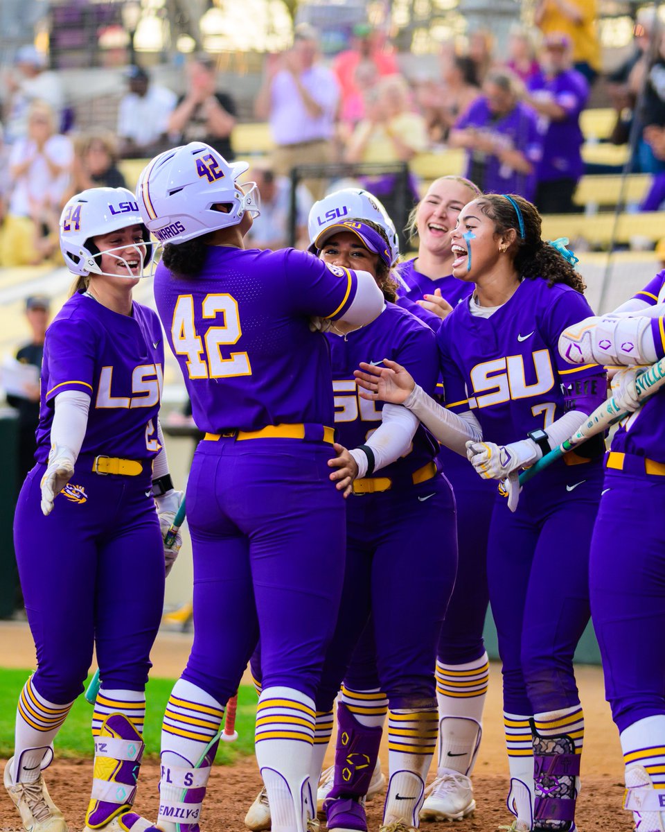 LSU Softball tweet media