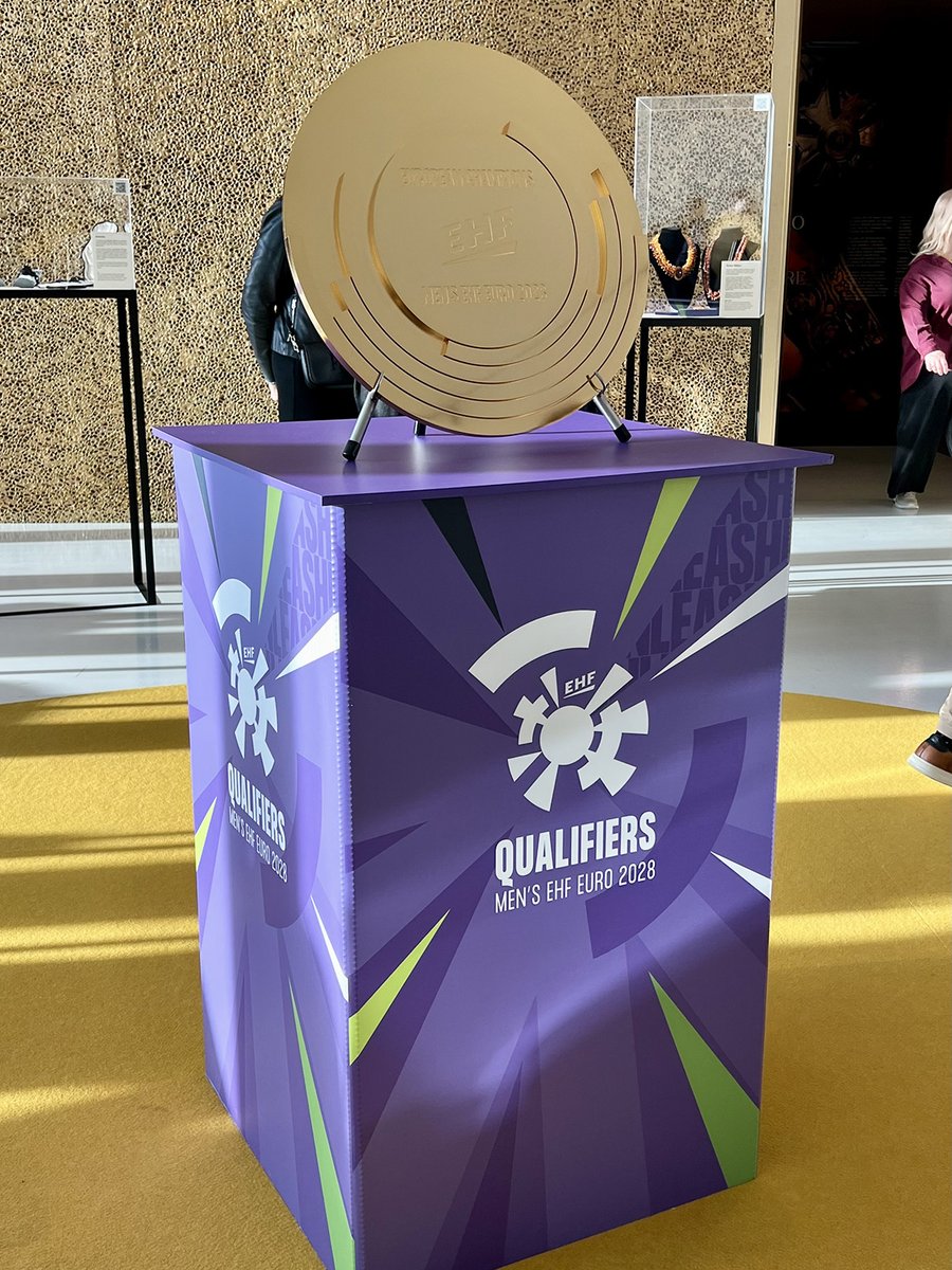 RFEBalonmano tweet media