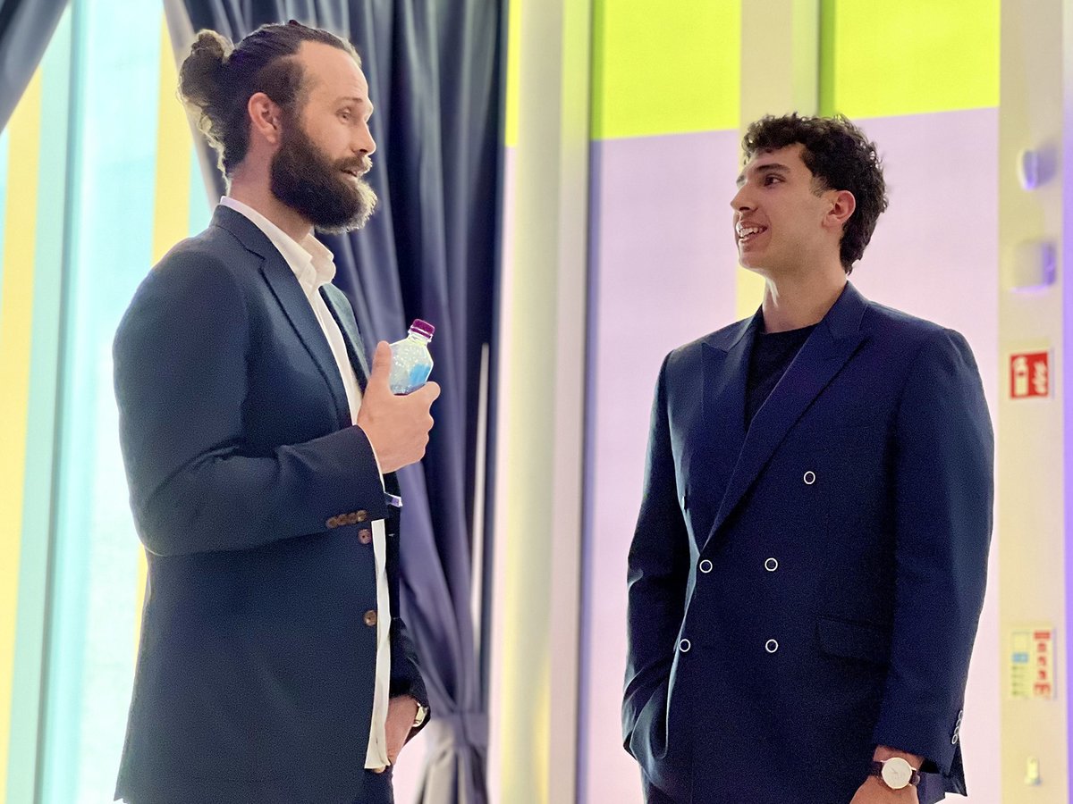 RFEBalonmano tweet media