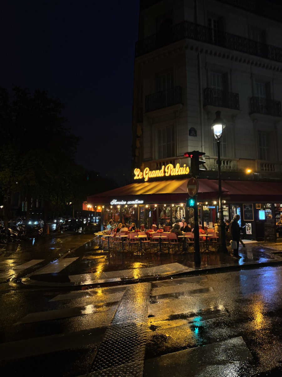 Adl⚡️ tweet media