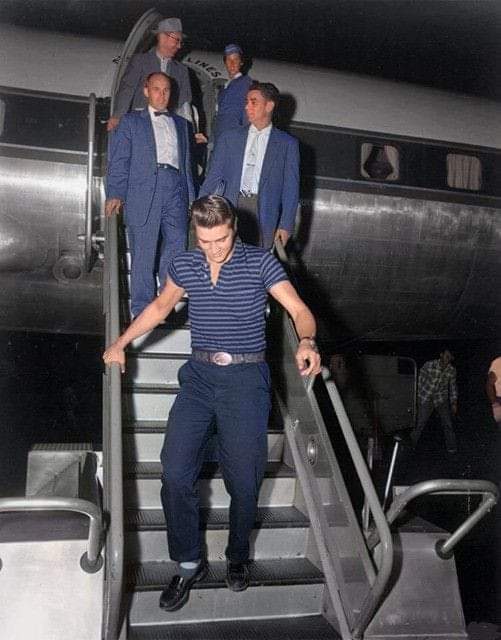 Julielouisesha1's tweet image. #Elvispresley