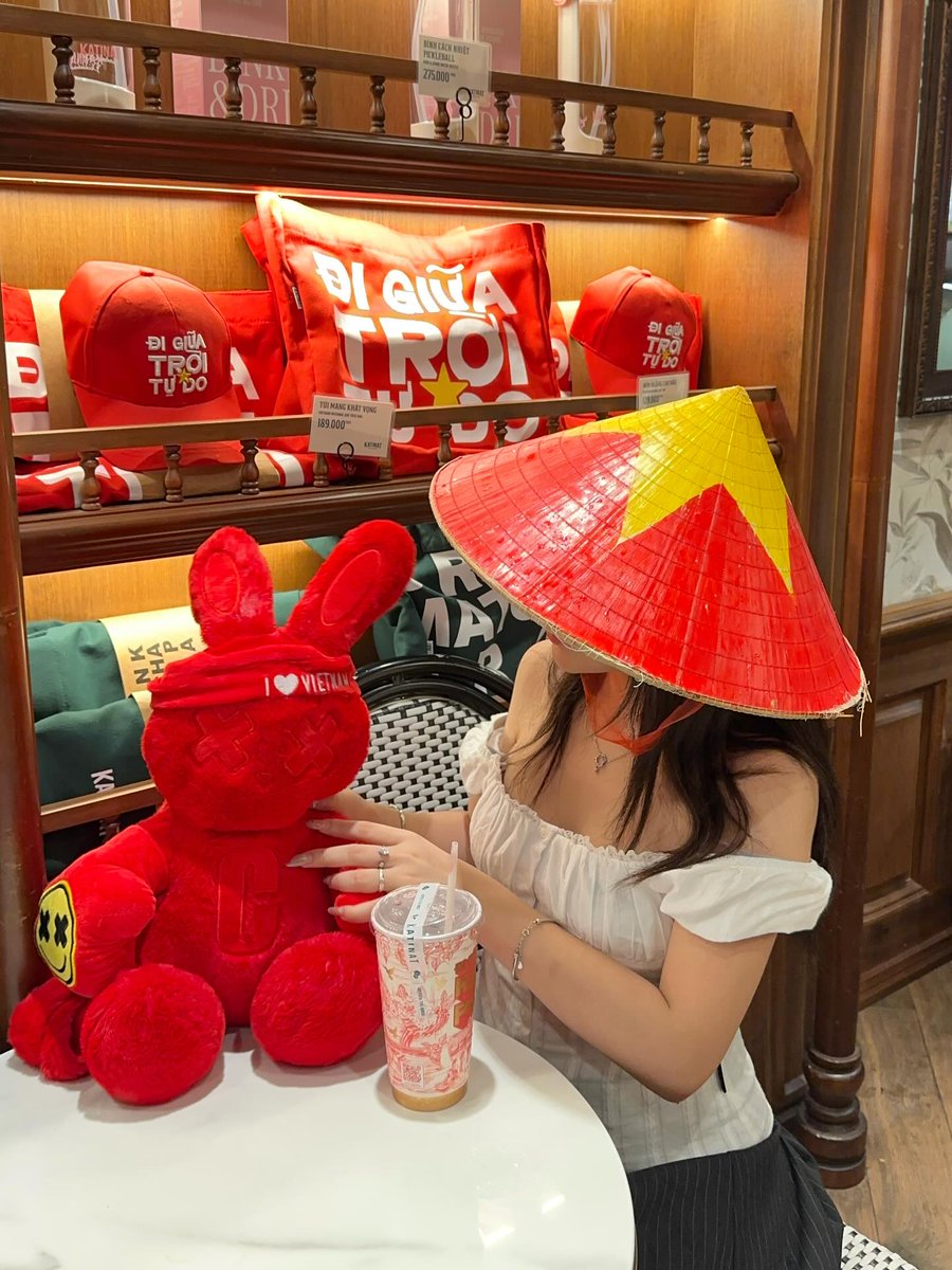 carolina razsa tweet media