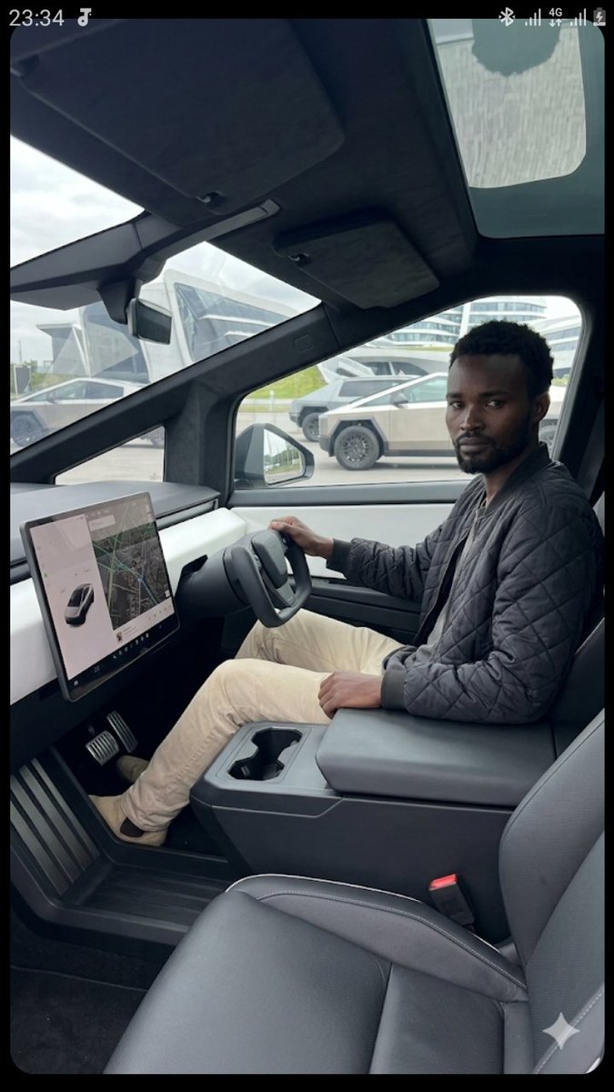 7766Silas's tweet photo. Your excellency @ElonMuskPD how many retweets  for a cybertruck. There's no cybertruck in Kenya currently, so this will be outstanding. https://t.co/ngnV10i6gm