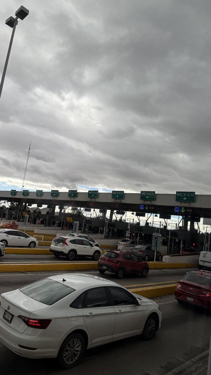 KovalaCDMX's tweet photo. ¿Cuál sería tu Red Flag ❤️ y Green Flag 💚 definitiva de la CDMX? 

#Kovalá #Cdmx #redflag #greenflag https://t.co/DXEgEfrznx