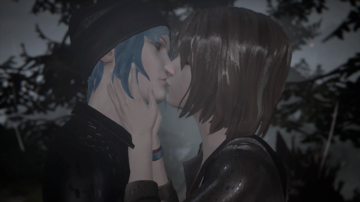HILLROMANOFF's tweet photo. #SecretsOfCaledon LIFE IS STRANGE REUNION SPOILERS 

.
.
.
.
.
.
.
.
.
.
.
.
.
.
.
.
.

no but why does the bay ending always get the best kisses IMAGINE HOW TIRED I AM BUT GOD THIS IS SO CUTE I'M LITERALLY CRYING MY BABIES 😭❤️ https://t.co/u5ybUOIK4i