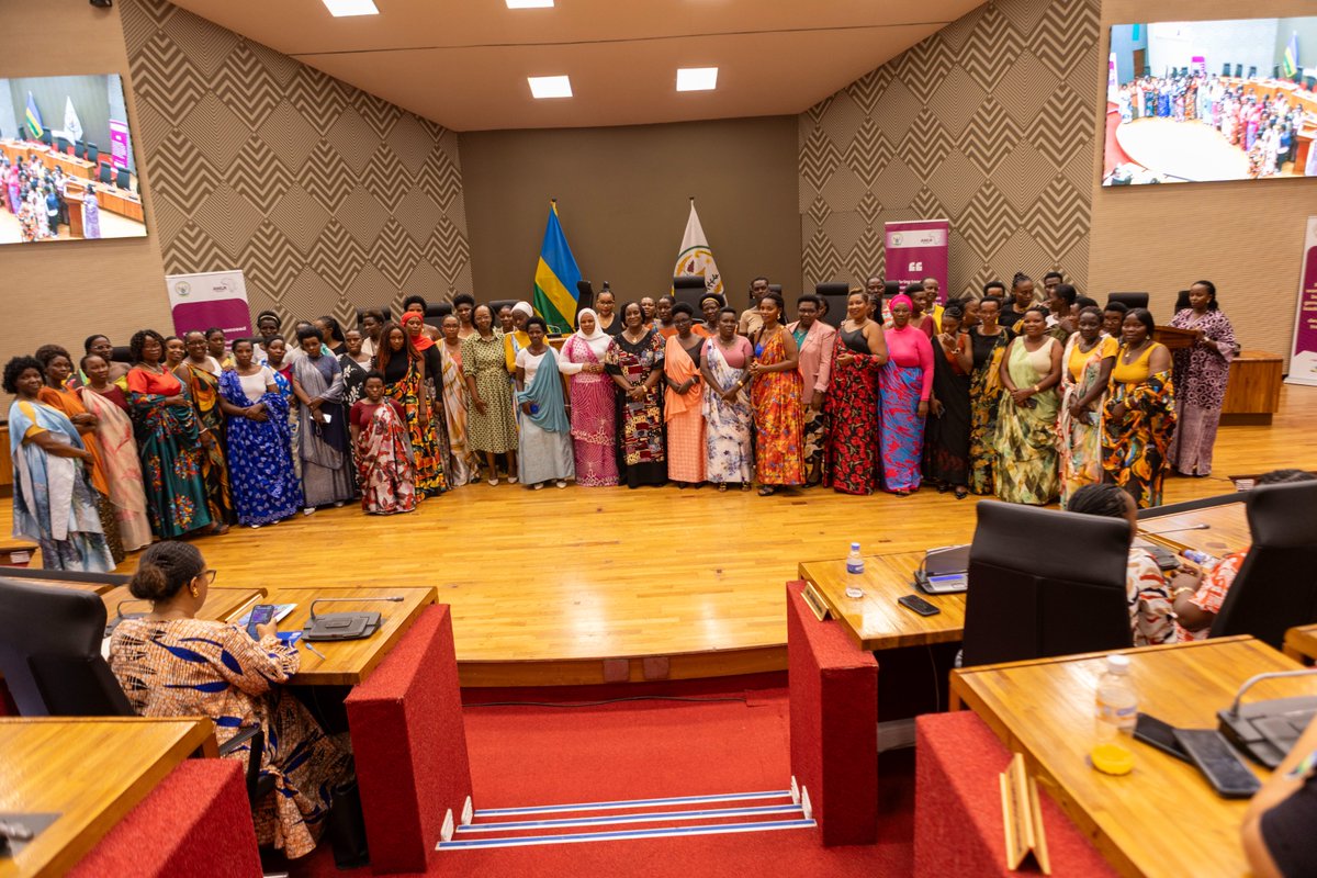 RwandaGender's tweet photo. Through the Rwandan Women Excellence and Resilience Awards (RWERA), the @AWLNetwork Rwanda Chapter celebrated women whose achievements inspire young girls and future leaders across Rwanda.
#WomenInLeadership https://t.co/sZYKnrv0hO