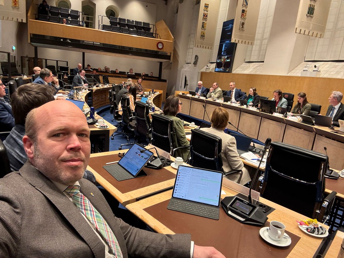 Joan van Burg tweet media