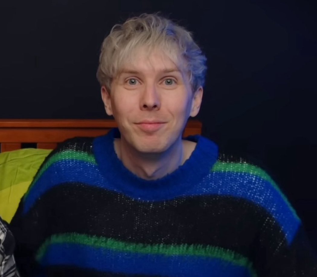 gia ᝰ🚬 tweet media