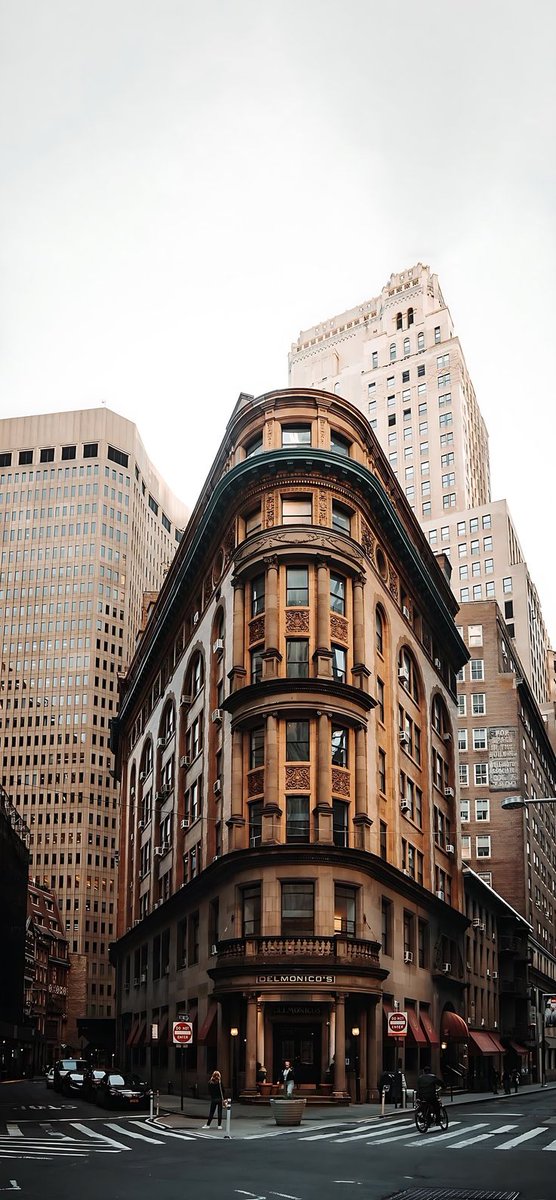 Gallery Hub tweet media