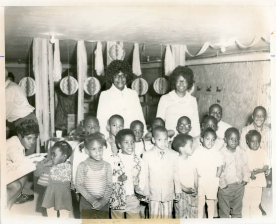 KingArtsComplex's tweet photo. This week’s History of Black Columbus photos highlight Milo-Grogan, a historic Columbus neighborhood shaped by Italian immigrants, African American migrants, and industry. Landmarks like Milo Arts &amp; the  Railway Power &amp; Light office keep its rich heritage alive. #MiloGrogan #tbt https://t.co/BlF7nQGSe5