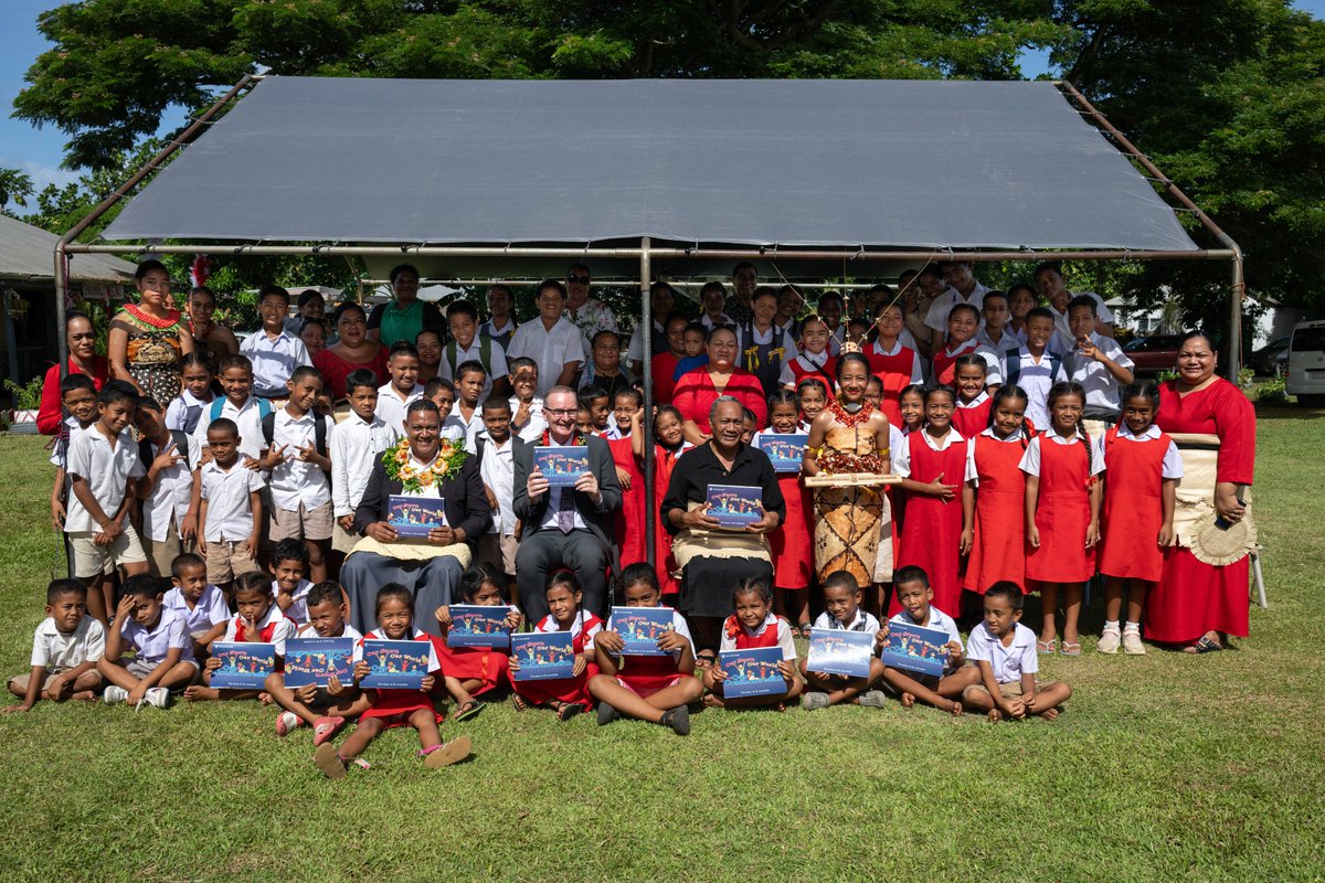 UK in Tonga tweet media