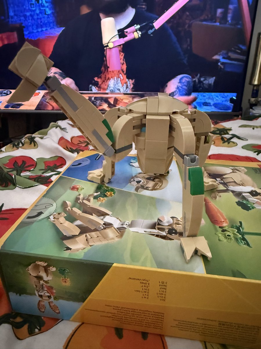 IIEATHO02II's tweet photo. Yooooo Lego rocky is so sick!! https://t.co/KTcUdpS7jR