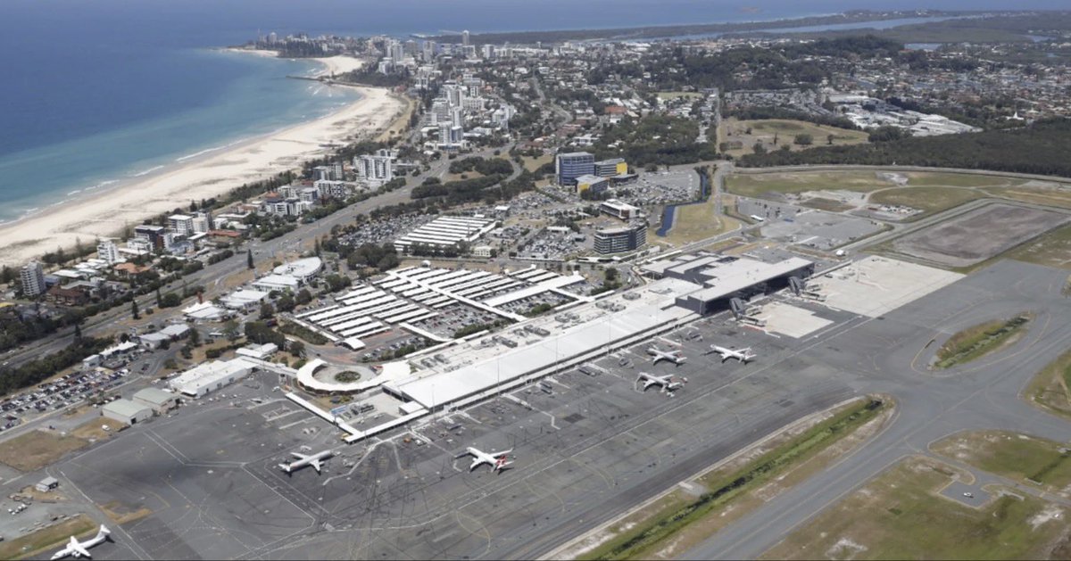 It was a pleasure to welcome the team from Queensland Airports to Bond this week to start their 2026 Executive Leadership Development program. Challenging times for aviation but as someone who spends a lot of time in airports, landing at the Gold Coast hits different 🌊