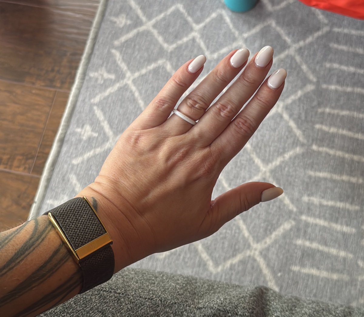 Miss Kitty tweet media