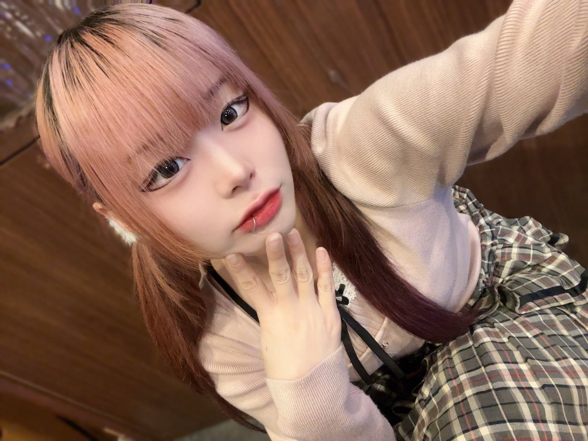 ぶらっく♥ろーず🥀@ギルド香川4/24イベント🌹🖤 tweet media