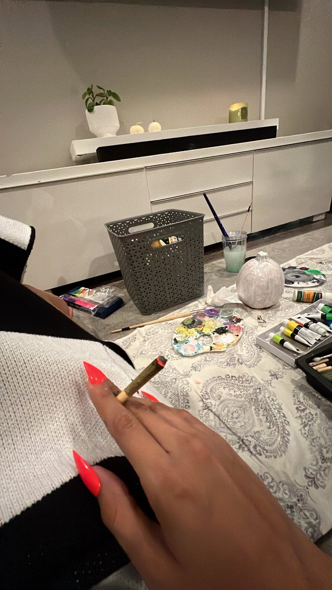 NINZY 🐝 tweet media