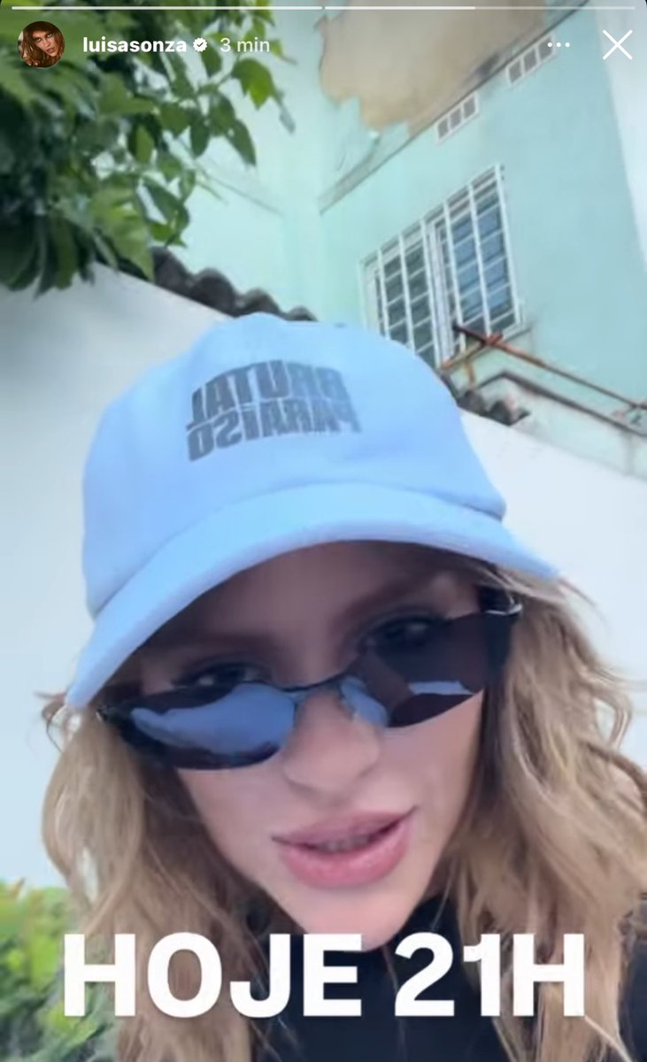 annalynne tweet media