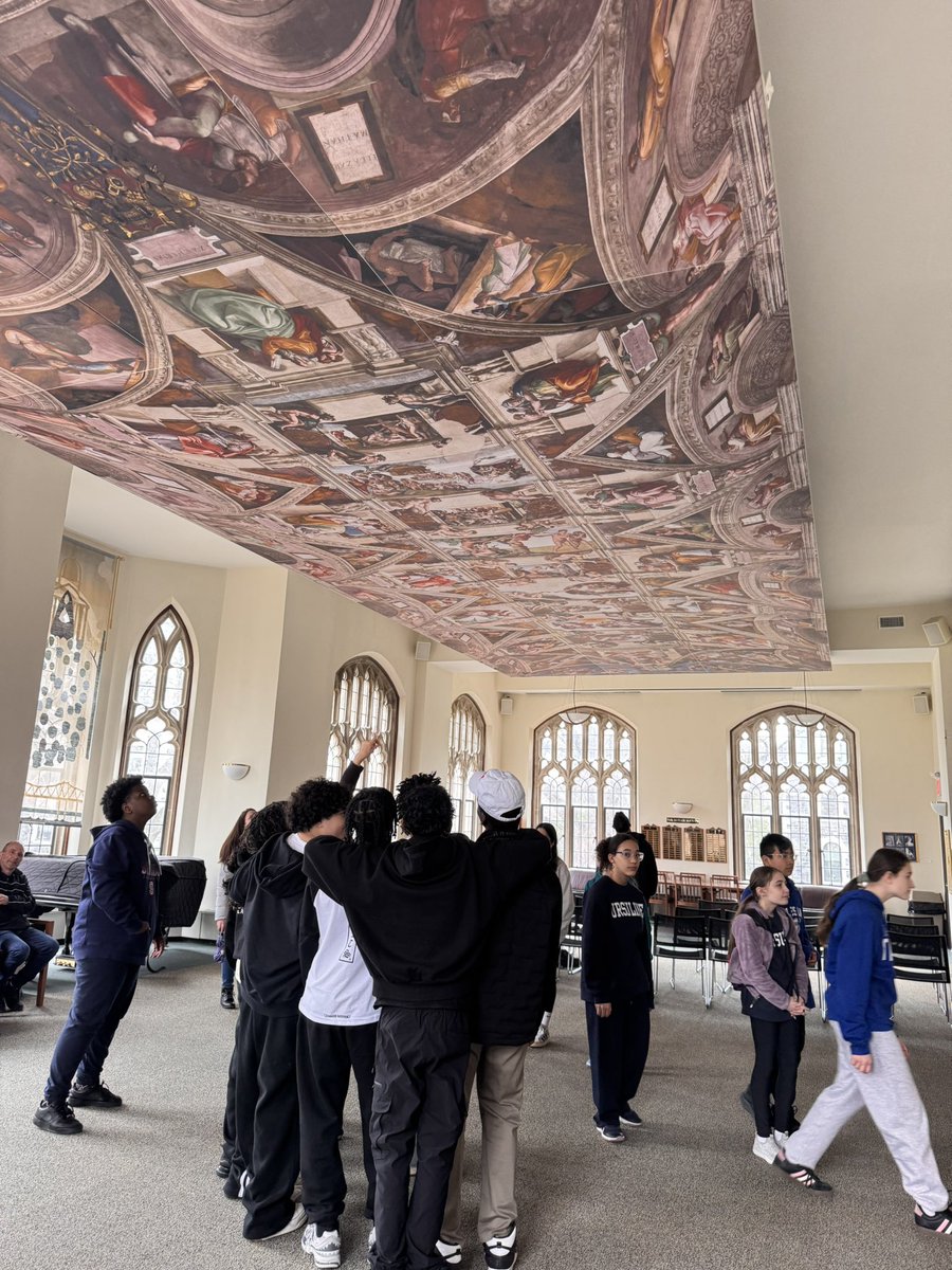 mrsdangelo_ICS's tweet photo. Immersed in Italian culture at Fordham University Sistine Chapel re-creation &amp; exploring Arthur Avenue institutions with the ICS Class of 2026 🇮🇹 #italianlanguage @icschool_online https://t.co/vCEFDYpmGe