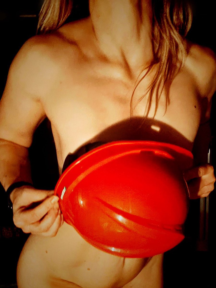 VelvetCtrl tweet media