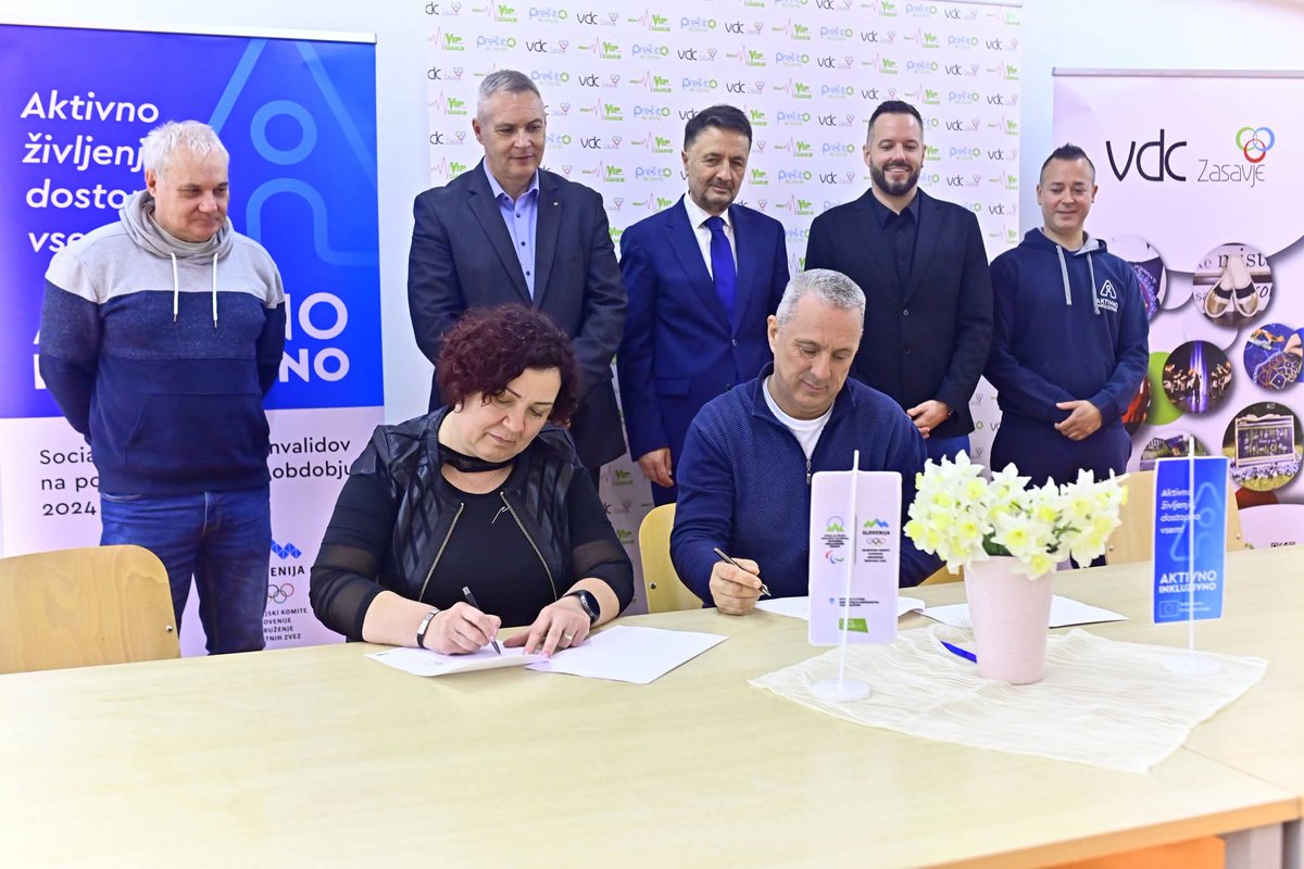 ParalympicsSLO's tweet photo. 📸 Predstavili smo projekt Aktivno inkluzivno – socialna vključenost invalidov 2024–2028 in vzpostavitev regionalnega centra športa invalidov v Zasavju 🤝
Več: https://t.co/m6t1JSLR0E
#npcslovenia
#aktivnoinkluzivno
@mgts_gov https://t.co/7LKRHZiQ0Q