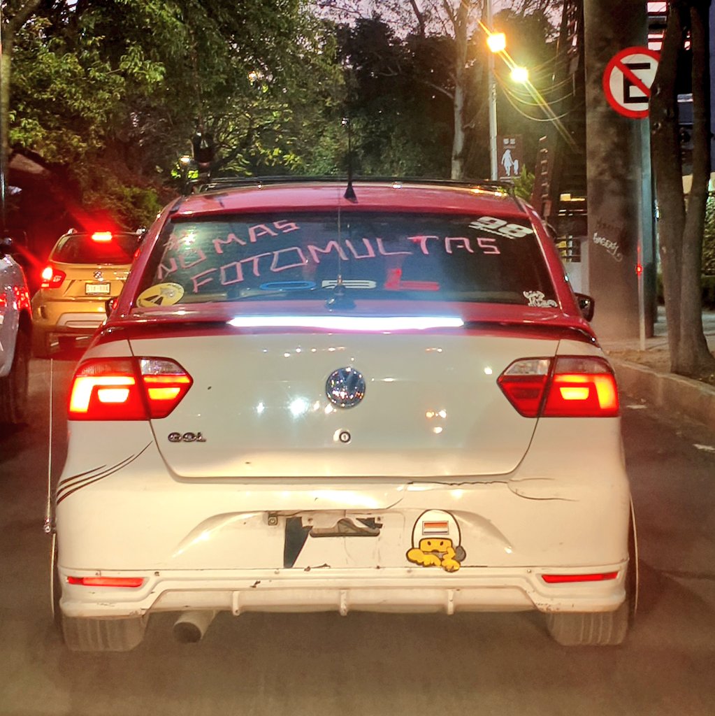 Peatón del sur tweet media