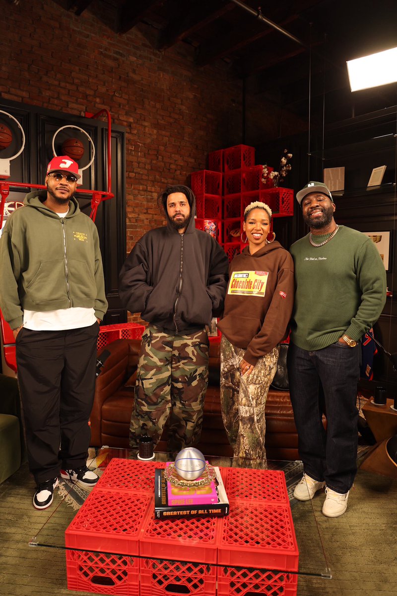 7PM in Brooklyn tweet media