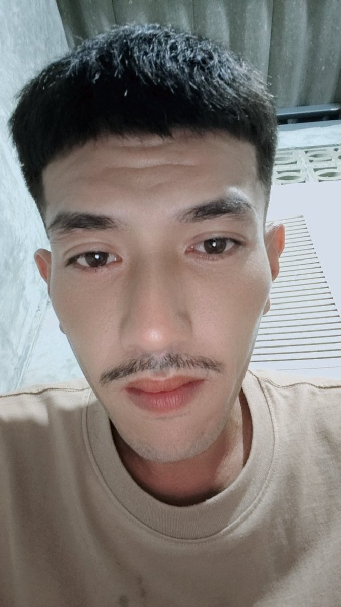 👀🍁🍁 tweet media