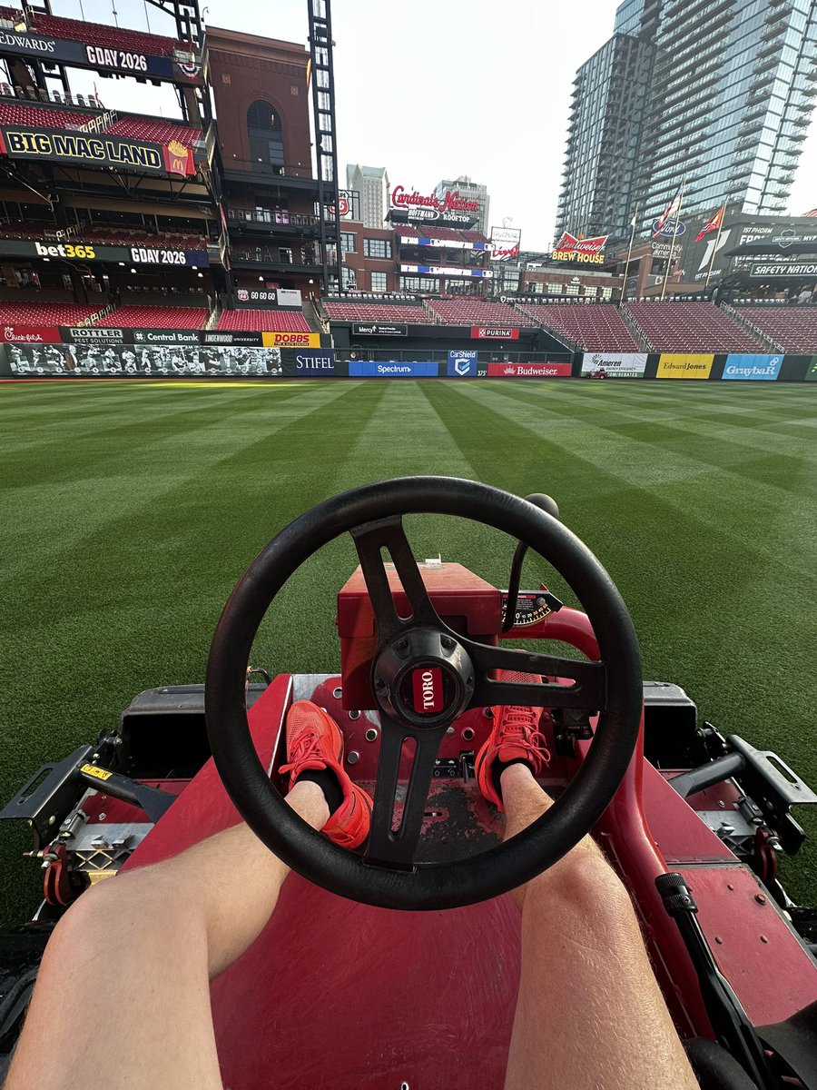 Justin Hatcher tweet media