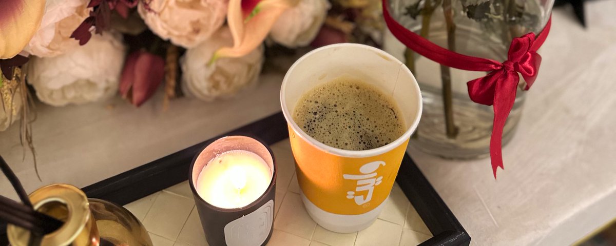 799nu's tweet photo. تقهويتك غلاً لا زال في داخلي منزال
« انا ميّت ظما وانت السحاب اللي تخيّرتك❣️» https://t.co/skmpKnPcBW