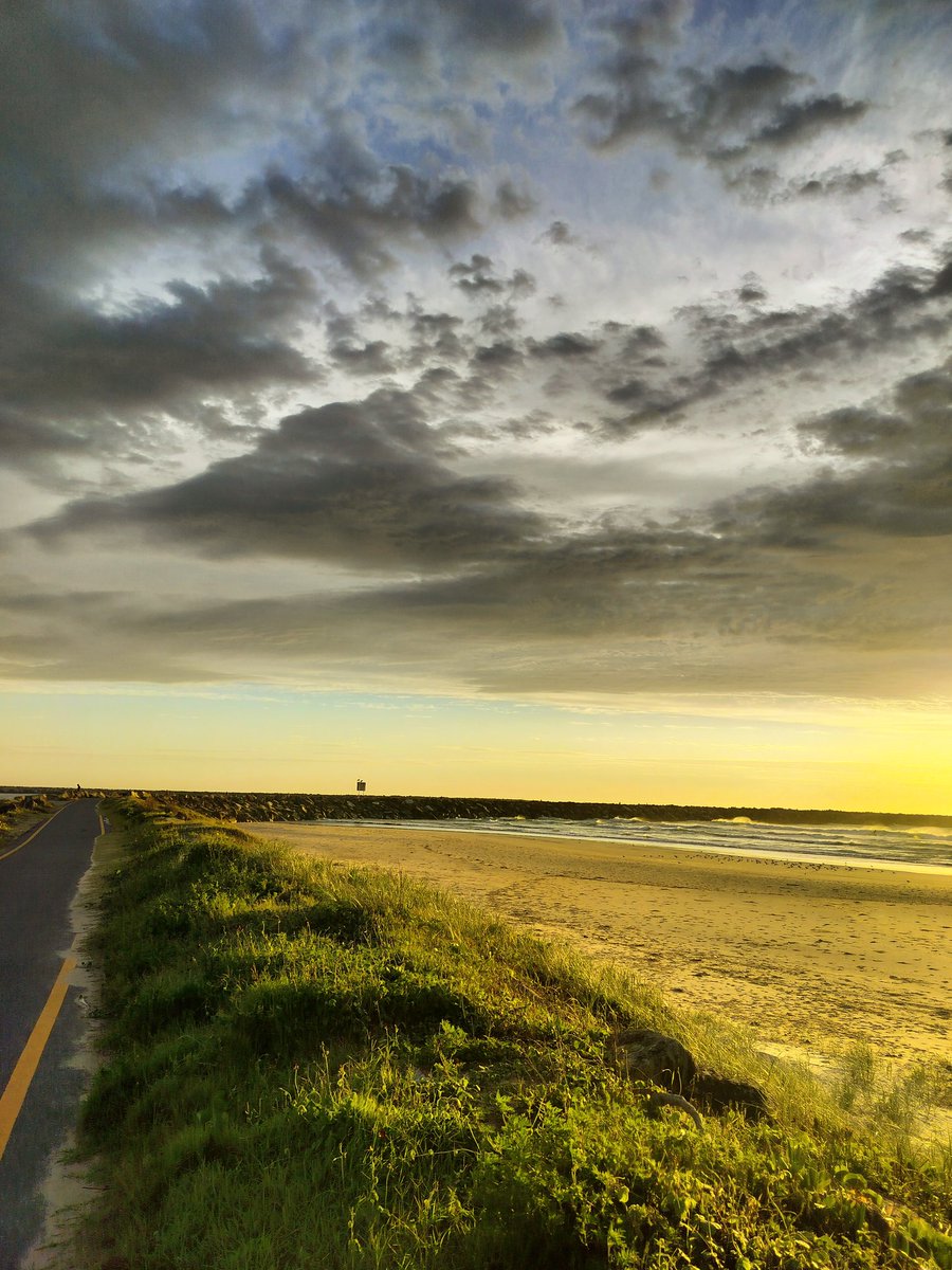 MillingtonSally's tweet photo. Morning 5km run
Fantastic track for a run to Turners beach, and a lovely breeze to keep things cool.
Happy Friday! 😀🏃♀️🇦🇺
#Yamba #Running #Auatralia https://t.co/FPYQGIwdoZ