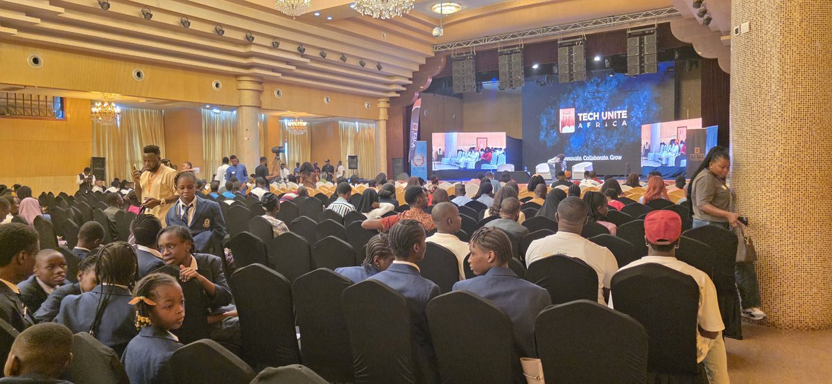 totaldataltd_'s tweet photo. We were delighted to attend The Tech Unite Africa 5.0.

At our core, we support SMEs with strategic HR solutions(Recruitment, staff outsourcing, payroll management,etc)

If you need an HR consultancy committed to your vision and success, we’d love to partner with you.
#Tdl #SMEs https://t.co/JVKB50dnxp