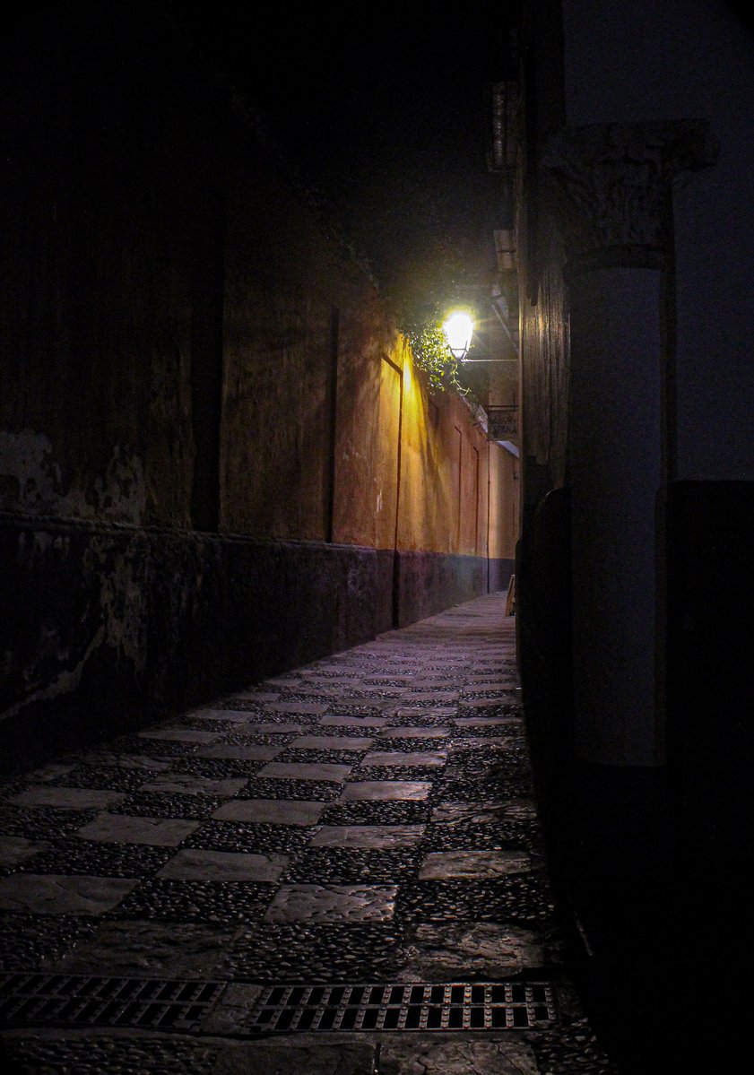 La noche y el camino

         Ya saben donde voy….