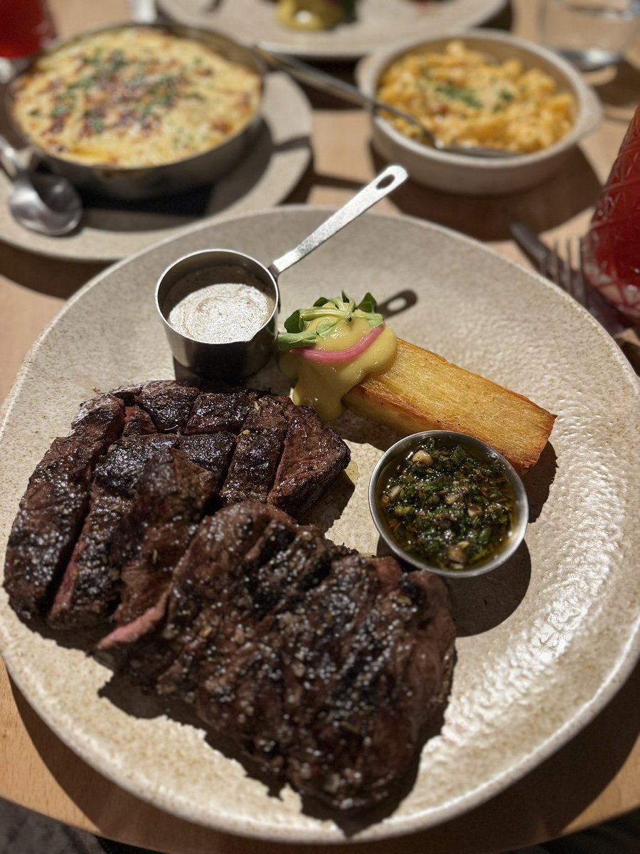 HESK / Yass tweet media