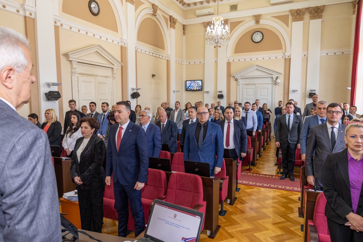 Зоран Томић tweet media