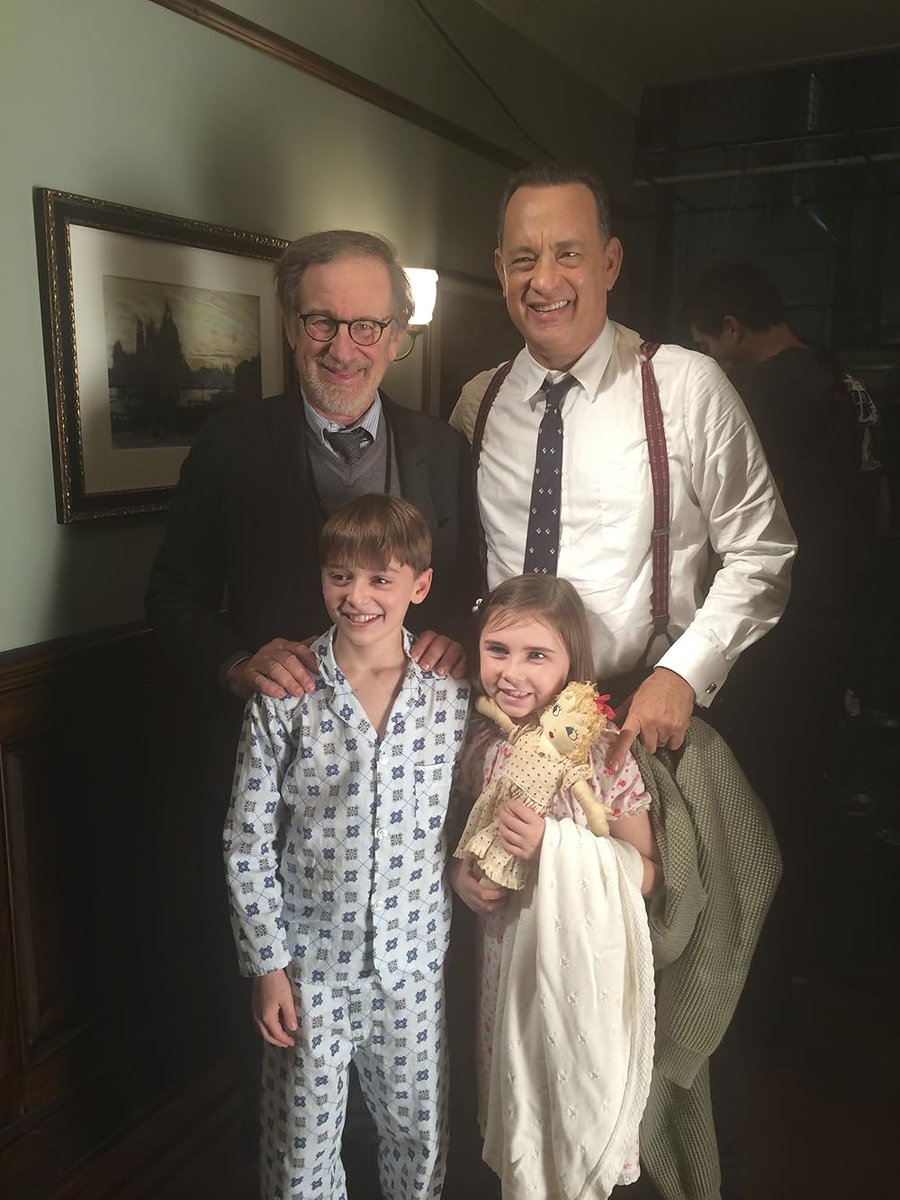 Jennluvee's tweet photo. 🧵Hilo de lo que creo son las mejores cualidades de Noah Schnapp

Su talento y versatilidad

Interpretó a Will byers con gran profundidad emocional, prestó su voz a Charlie Brown en The Peanuts Movie y participó Bridge of Spies bajo la dirección Spielberg entre otros trabajos https://t.co/4AGhYMvkzU