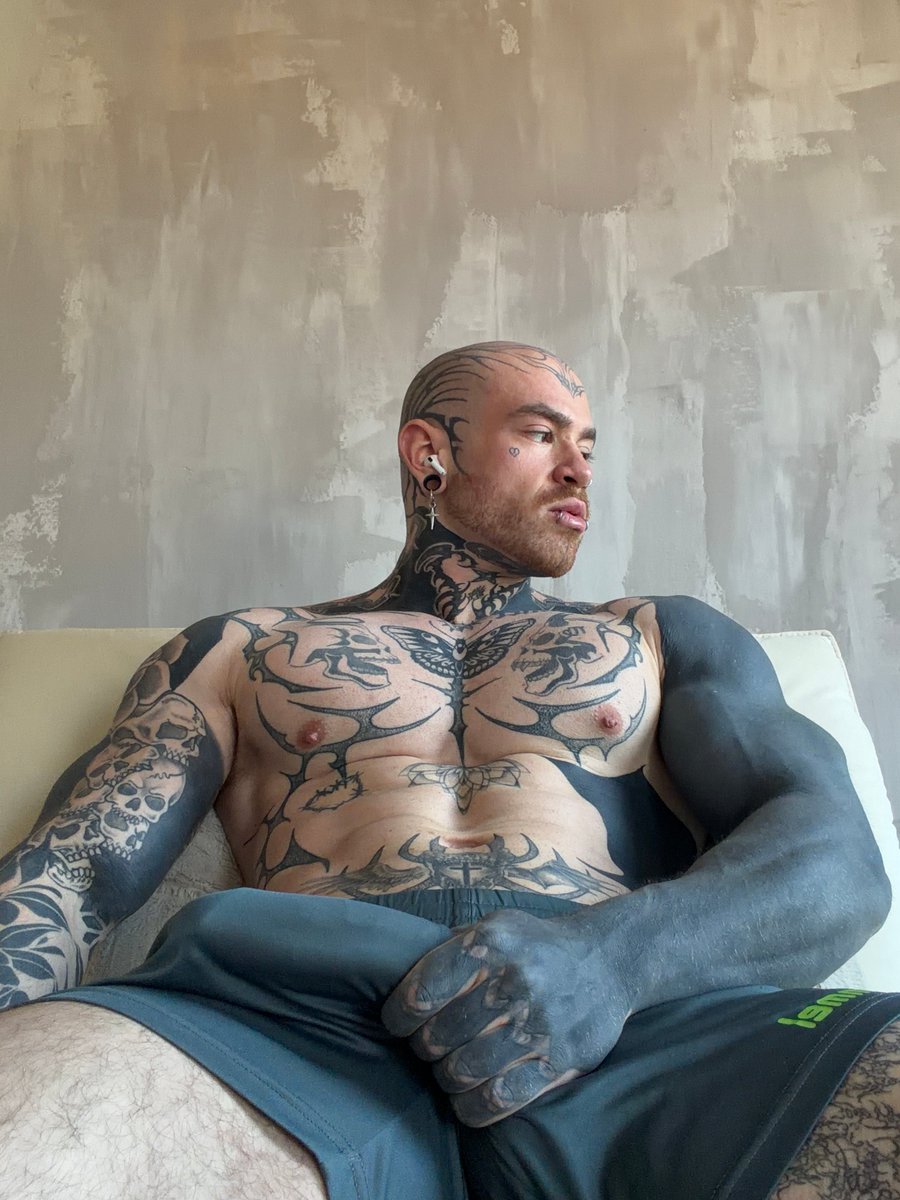 Baki 🖤 tweet media