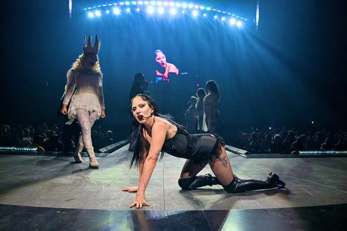 ⋆⭒˚ᶠᵃⁿ she thinks her piss is wine ⋆⭒˚ tweet media