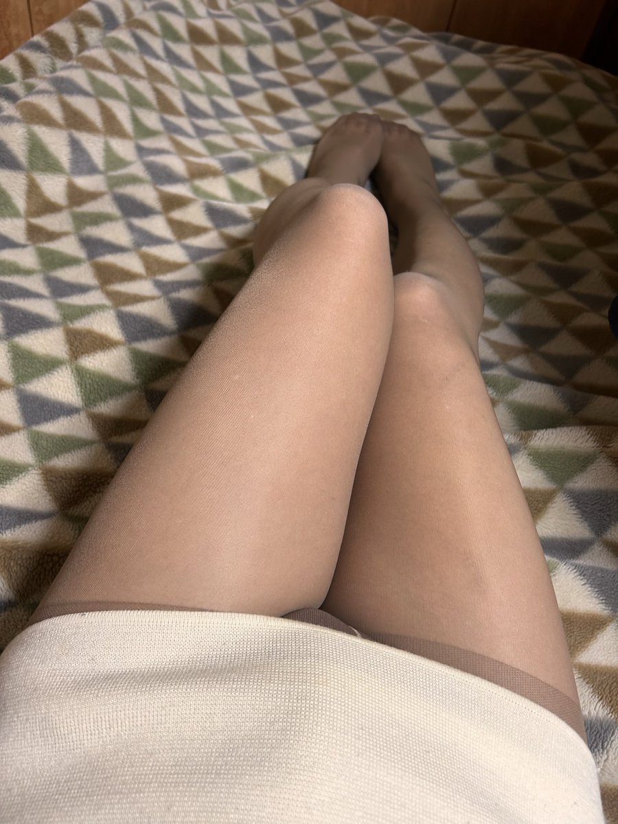 ひとみ tweet media