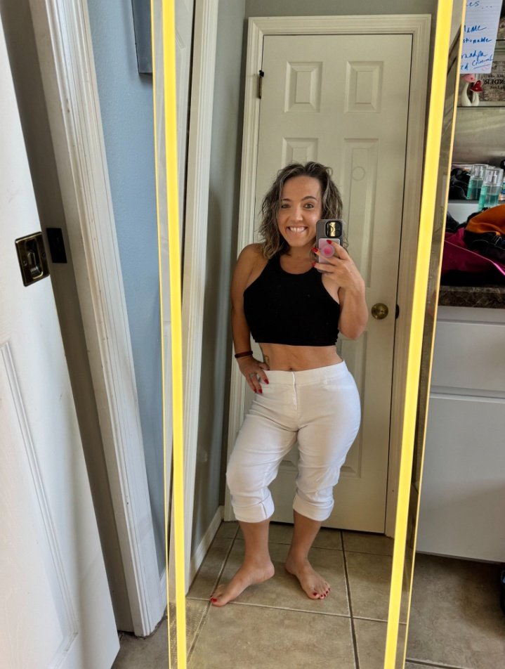 Midget Jess tweet media
