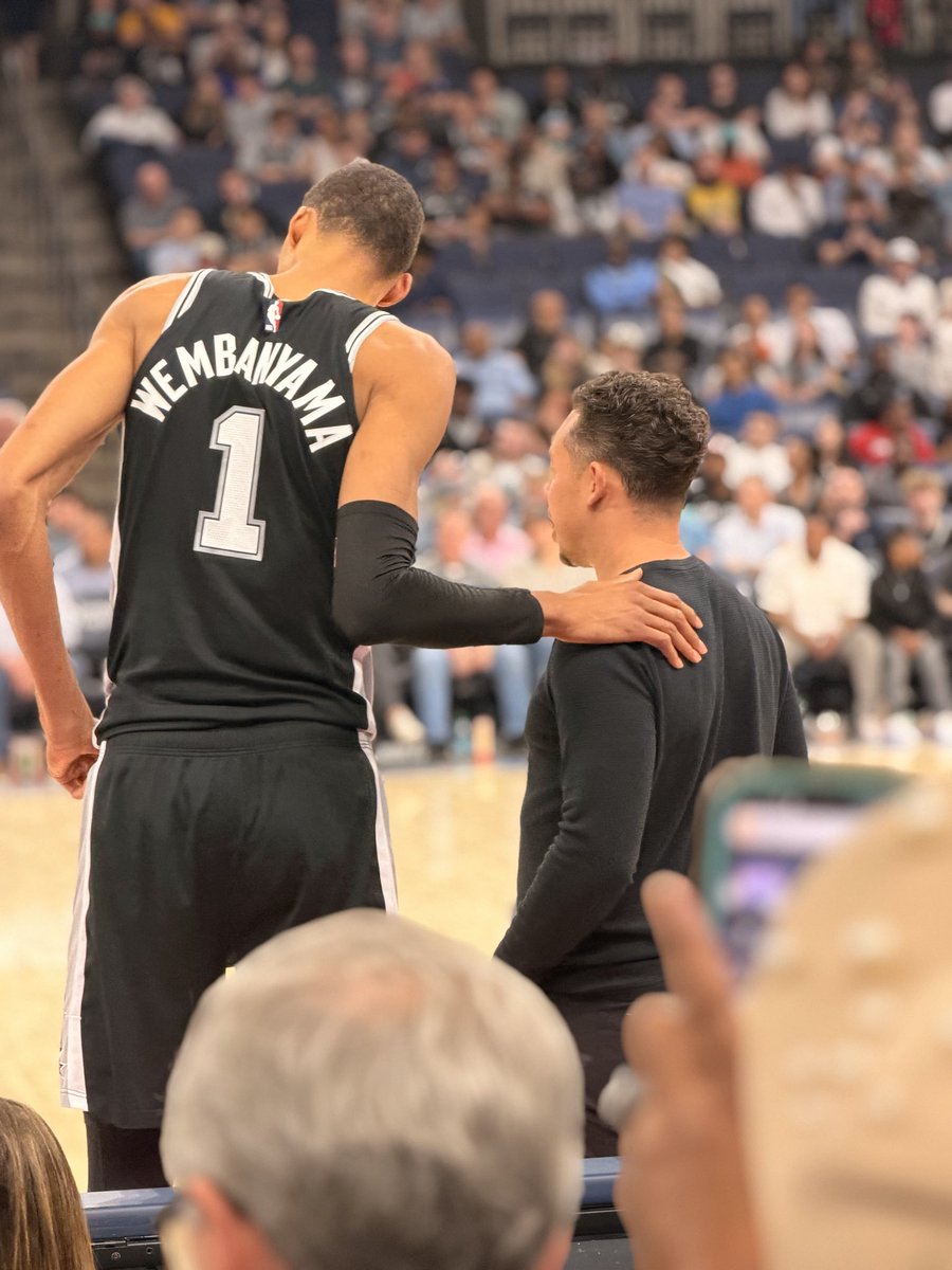 Casey_AH tweet media