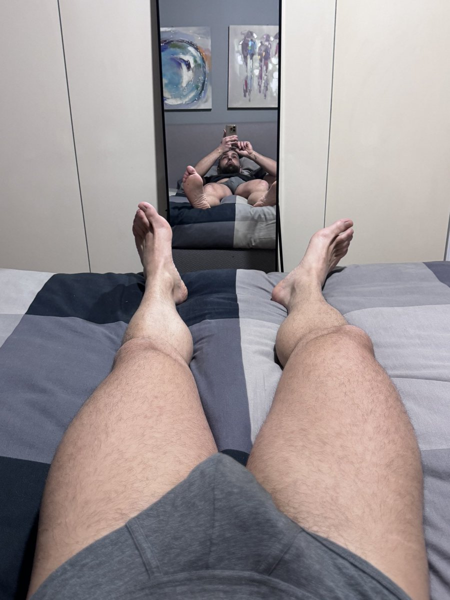 Il momento della giornata che preferisco 👄
#feet #relax #hot #night #onlyfeet #picoftheday