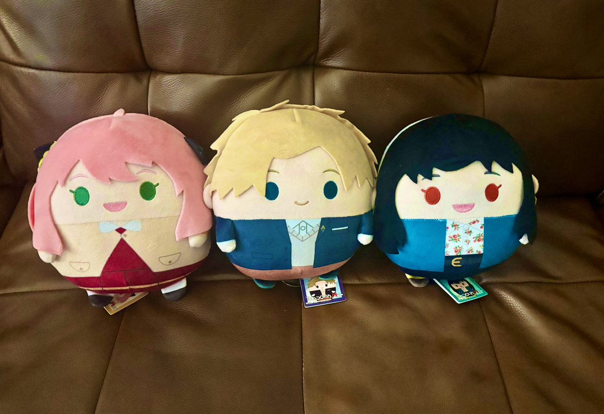 brie 🌼 tweet media