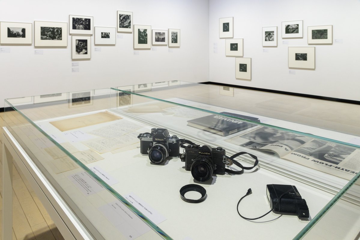 「W. ユージン・スミスとニューヨーク ロフトの時代」
6/7(日)まで開催中

第4章 水俣─報道と芸術の融合
報道と芸術は切り離せないという写真観を確信したスミス。水俣で約3年間を過ごし、患者に寄り添いながら制作した〈水俣〉で、報道と芸術の融合を目指しました。

topmuseum.jp/contents/exhib…