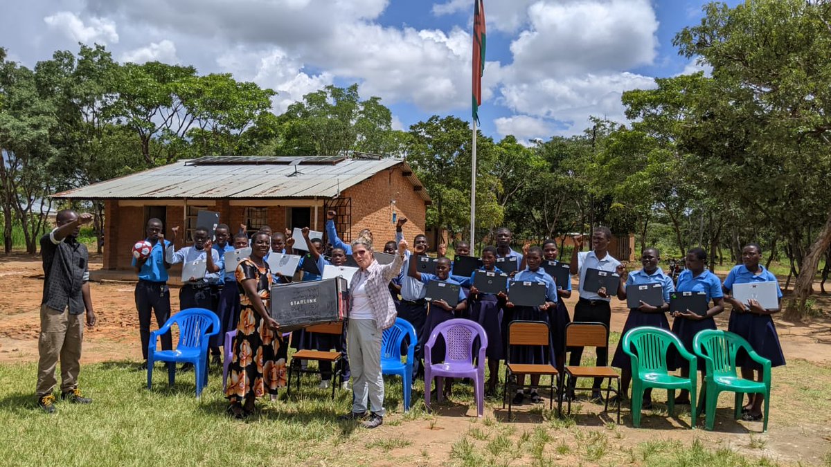 TechK252452's tweet photo. Today at Nthunduwala CDSS, students touched a laptop for the very first time! 💻🇲🇼
With support from The Hardy Bunch Foundation, we’ve delivered:
✅ 22 Laptops
✅ Solar Lithium System ☀️
✅ Starlink Internet 🛰️
Bridging the digital divide in Malawi! https://t.co/9wQlw21k93
