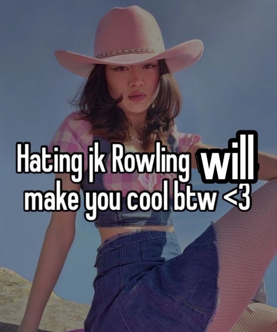 August 🌈 tweet media