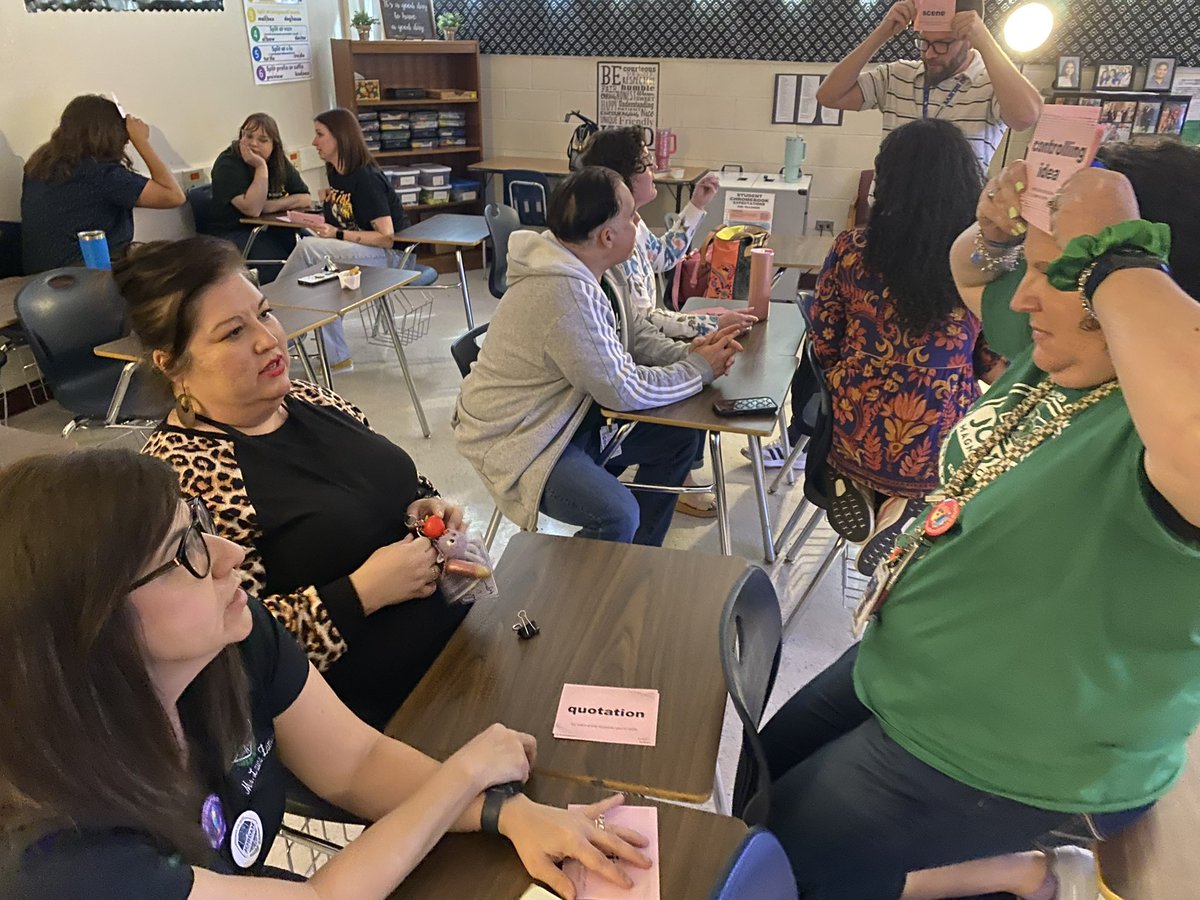 Denise Larson tweet media